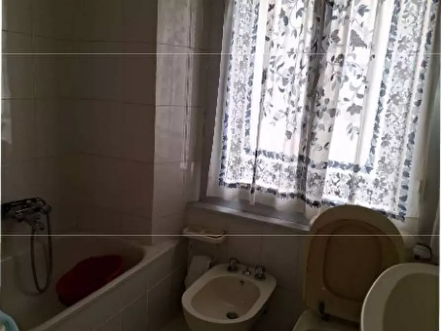 Immagine 8 di Pentalocale in vendita  in Via Giacomo Puccini 13 a Genova