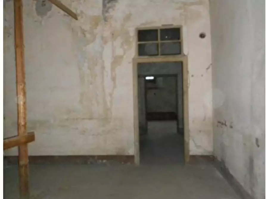 Immagine 6 di Bilocale in vendita  in Via Cavour 21 a Novi Ligure