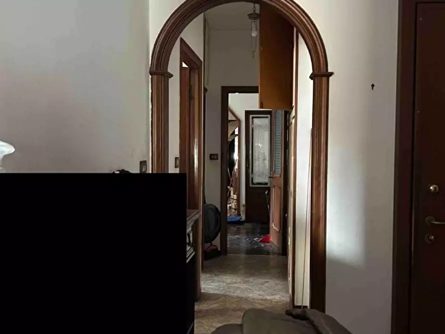 Immagine 3 di Pentalocale in vendita  in Via Laviosa 37 a Genova