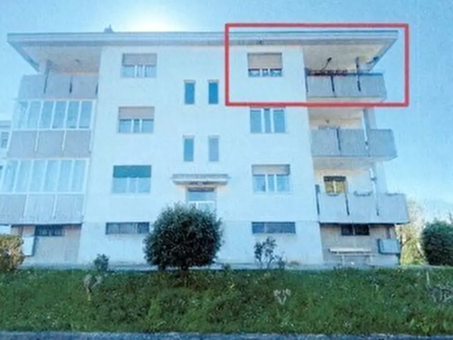 Immagine 1 di Pentalocale in vendita  in Via Marconi 8 a Lesegno