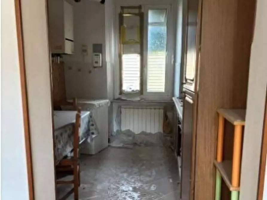 Immagine 5 di Pentalocale in vendita  in Via IV Novembre 8 a Savignone