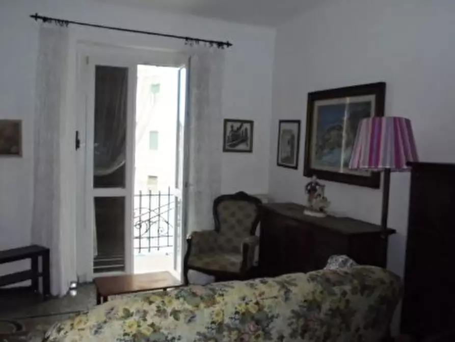 Immagine 7 di Pentalocale in vendita  in Via Fereggiano 185 a Genova