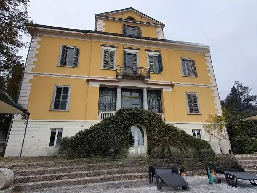 Immagine 1 di Villa in vendita  in Via Perelli Paradisi 4 a Premeno
