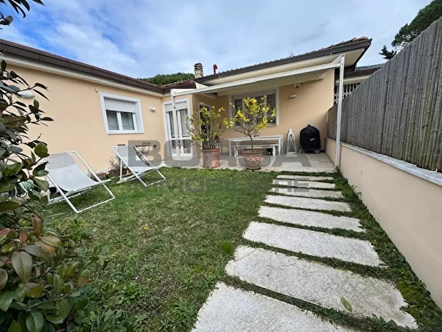 Immagine 4 di Terratetto in vendita  in Via di Montenero a Livorno