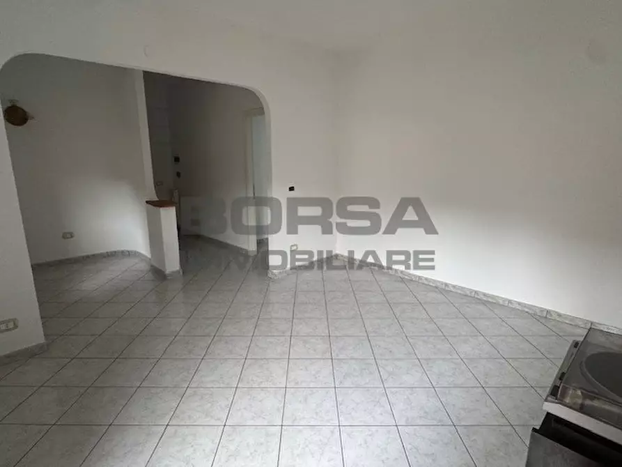 Immagine 11 di Bilocale in vendita  in Via del Riposo 1 a Livorno