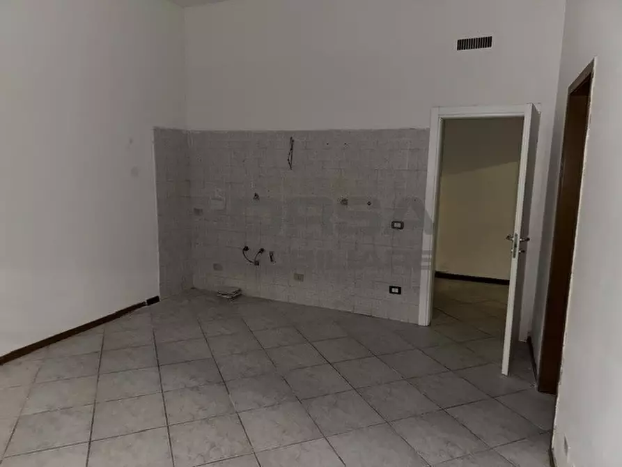 Immagine 4 di Bilocale in vendita  in Via Fagiuoli 6 a Livorno