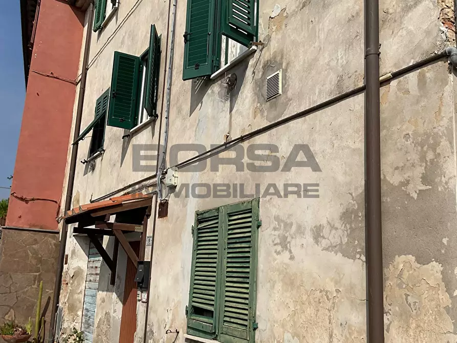 Immagine 4 di Pentalocale in vendita  in Via Le Mura 9 a Crespina Lorenzana