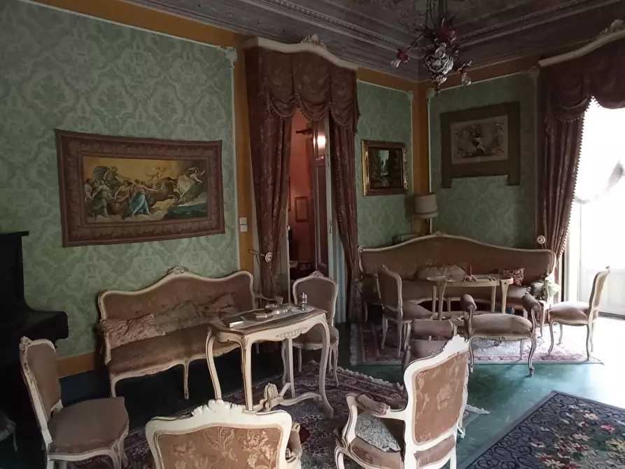 Immagine 10 di Casa indipendente in vendita  a Ragusa