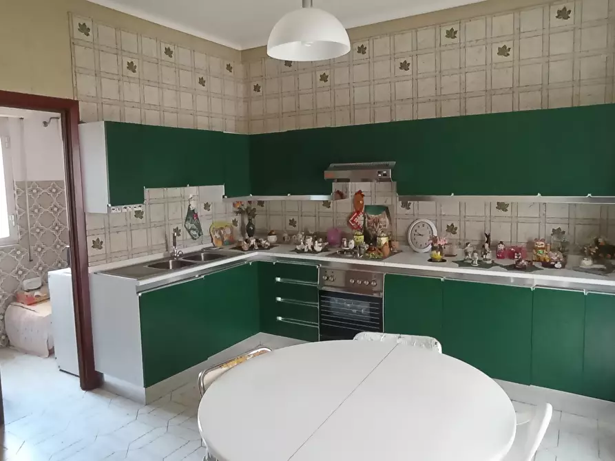 Immagine 5 di Pentalocale in vendita  a Ragusa