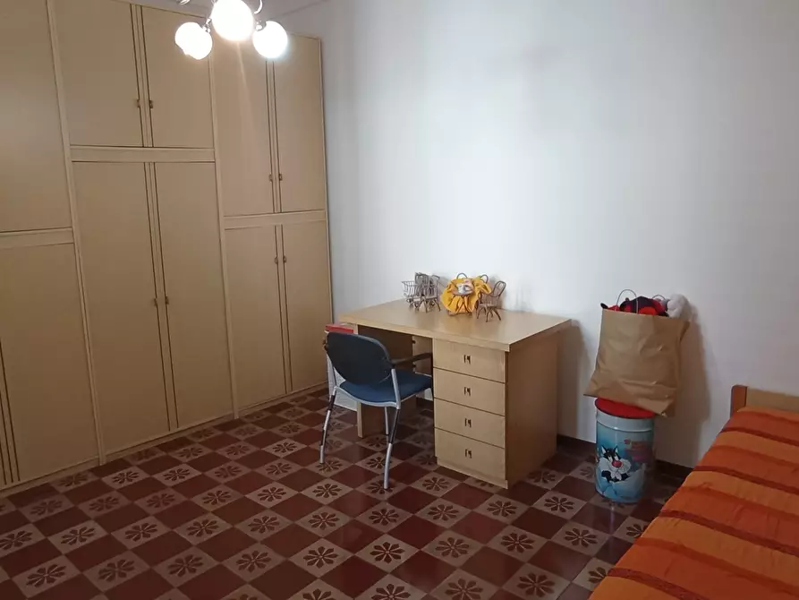 Immagine 13 di Pentalocale in vendita  a Ragusa