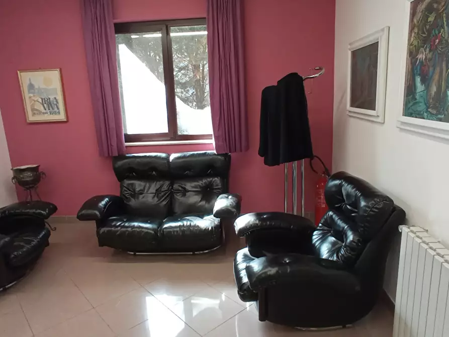 Immagine 8 di Ufficio in vendita  a Ragusa