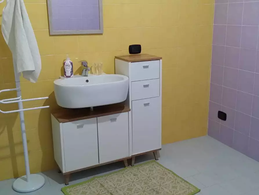 Immagine 9 di Quadrilocale in vendita  a Ragusa