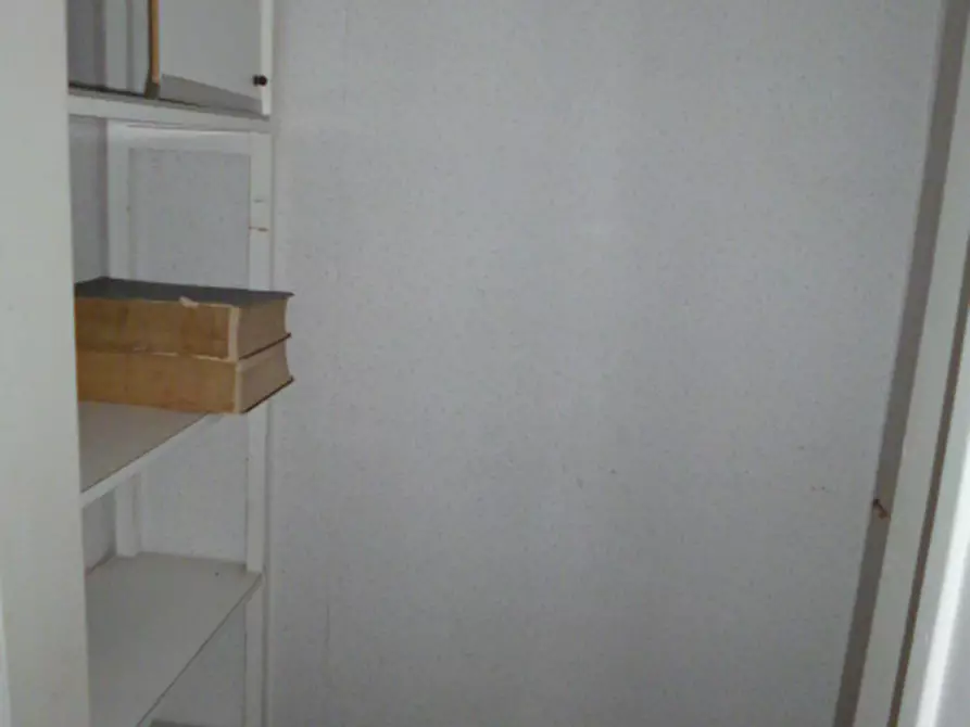 Immagine 8 di Pentalocale in vendita  a Ragusa