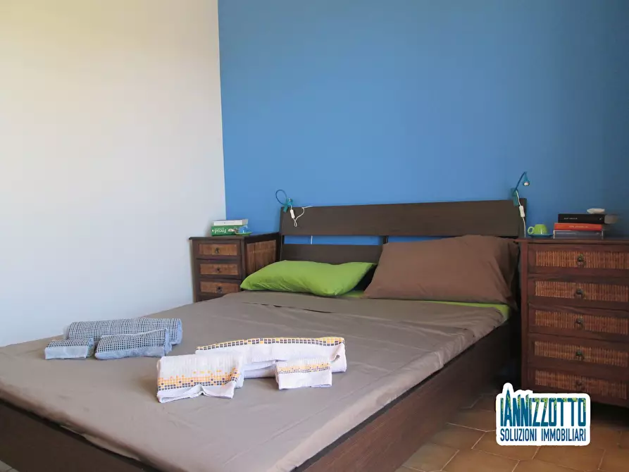 Immagine 12 di Villa in affitto  a Ragusa