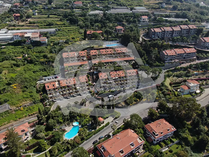 Immagine 38 di Bilocale in vendita  in Via Padre Semeria 54 a Ospedaletti