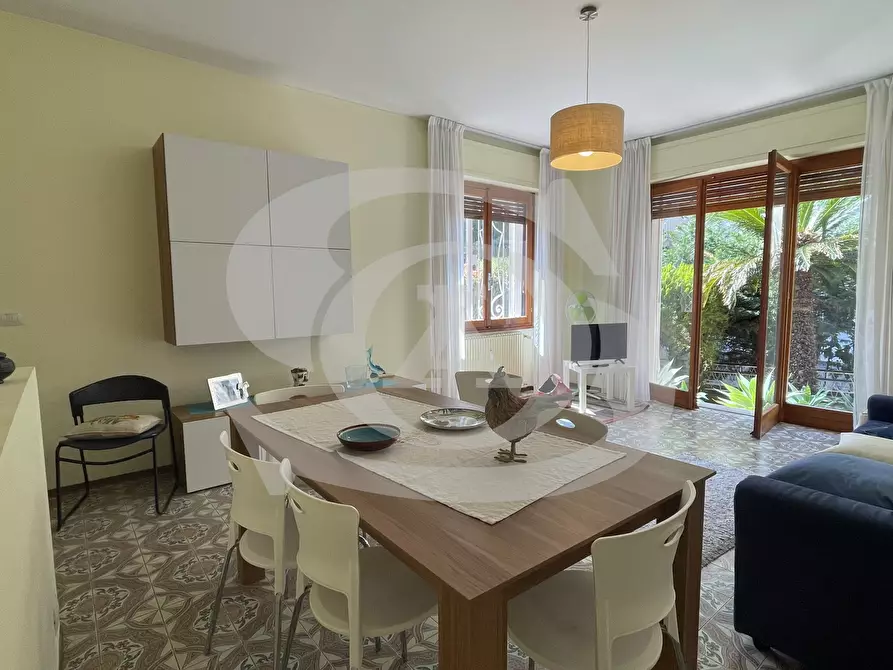 Immagine 7 di Trilocale in vendita  in Via degli Ulivi 5 a Ospedaletti