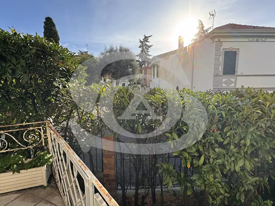 Immagine 29 di Quadrilocale in vendita  in Corso degli Inglesi 539 a San Remo