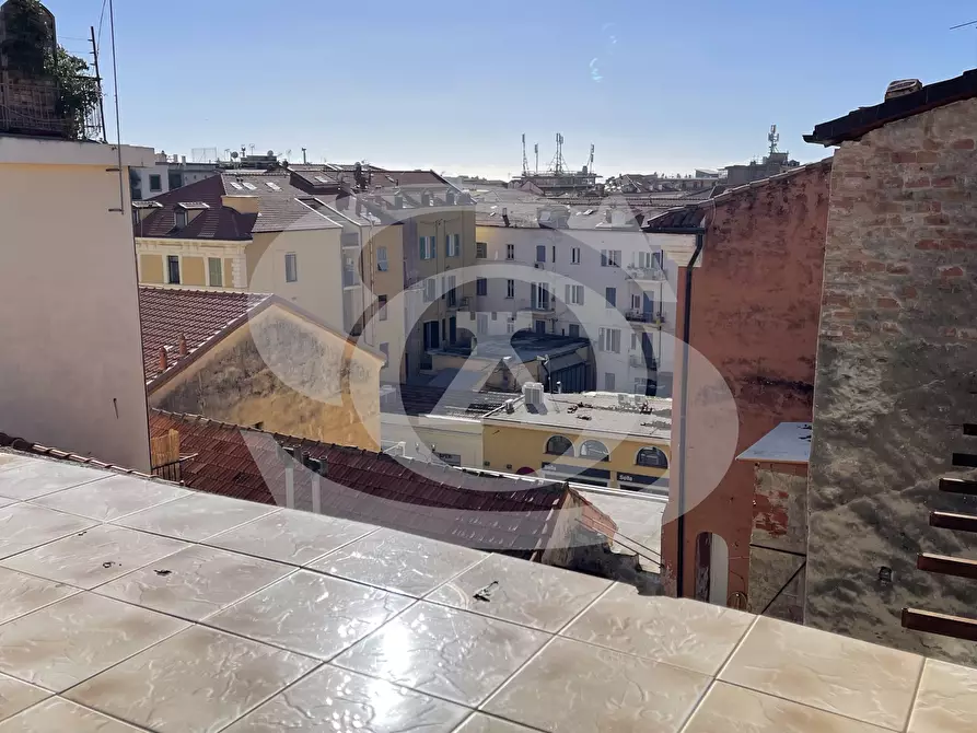 Immagine 20 di Trilocale in vendita  in Via Camillo Benso di Cavour 29 a San Remo