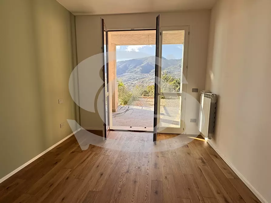 Immagine 20 di Bilocale in vendita  in Via degli Anemoni s.n.c. a Ospedaletti