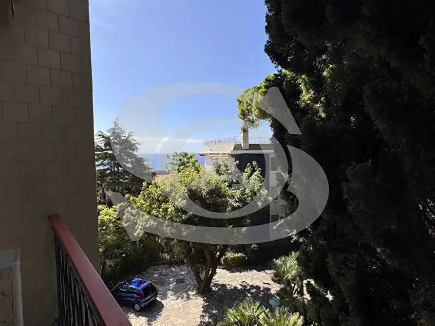 Immagine 29 di Bilocale in vendita  in Via Hope 10 a San Remo