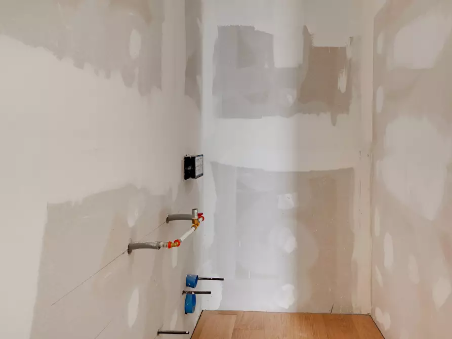 Immagine 42 di Quadrilocale in vendita  in Via L. C. Farini 291 a Cesena