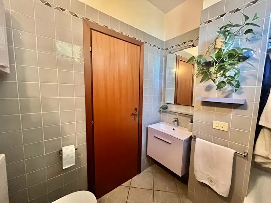 Immagine 24 di Trilocale in vendita  a Cesena