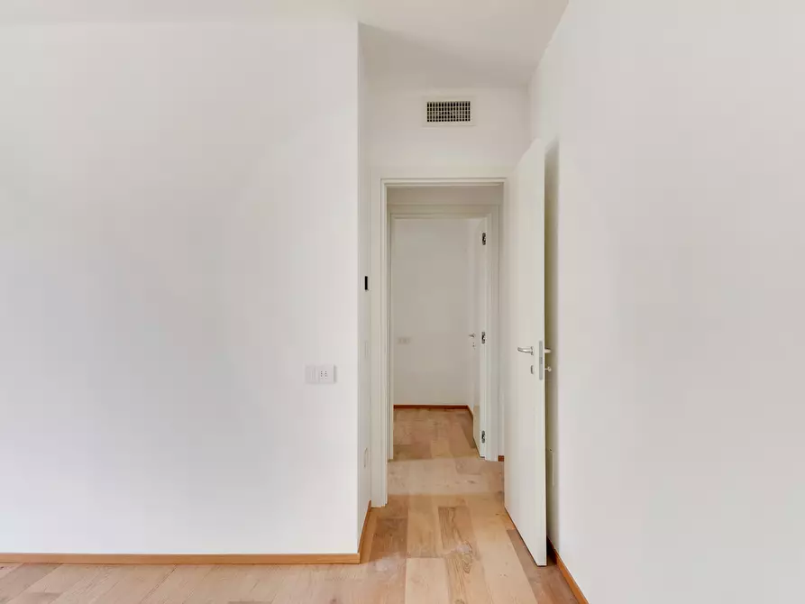 Immagine 35 di Quadrilocale in vendita  in Via L. C. Farini 291 a Cesena