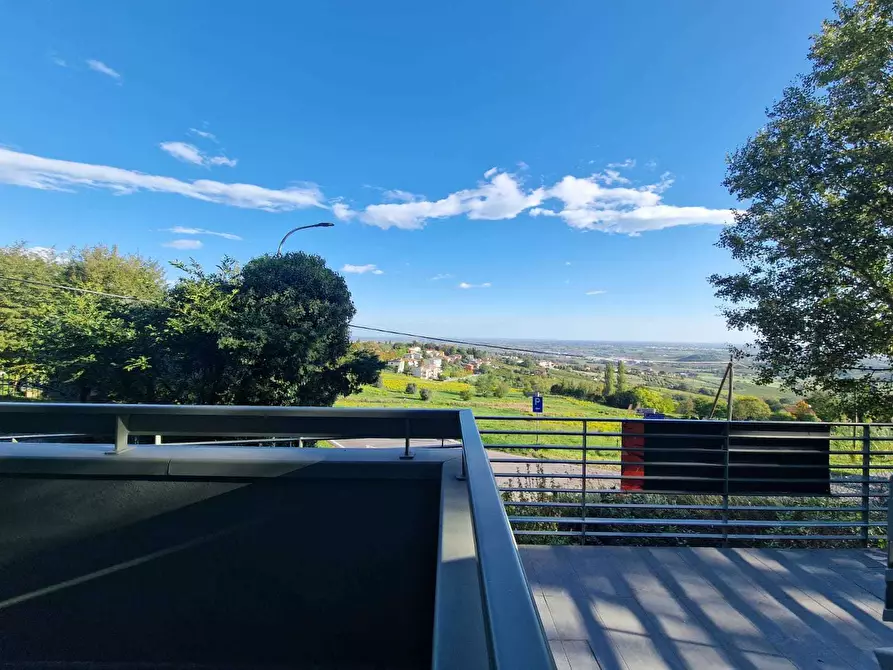 Immagine 45 di Trilocale in vendita  in Via Cantalupo 90 a Bertinoro