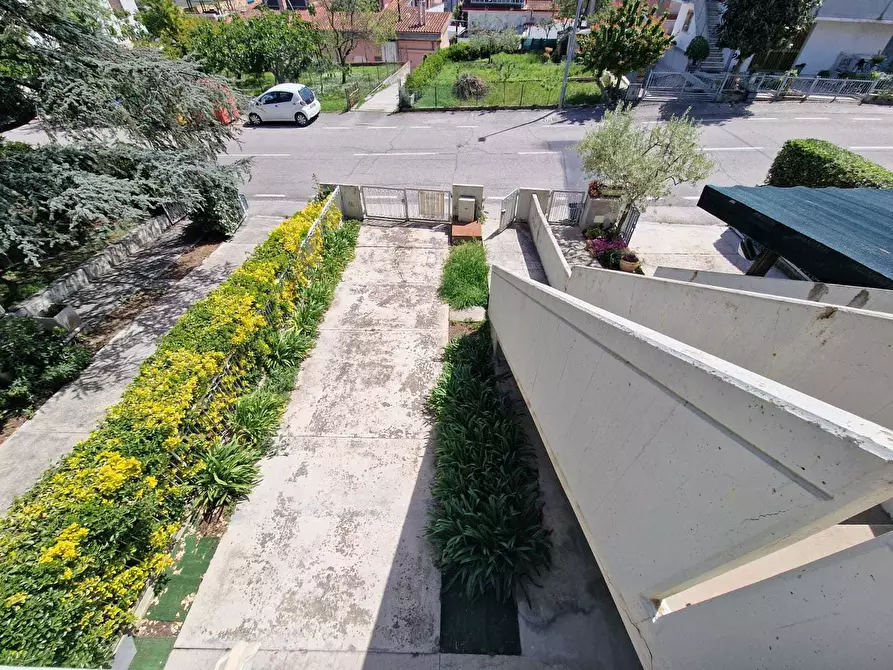 Immagine 52 di Porzione di casa in vendita  in Via dei frutteti 24 a Pesaro