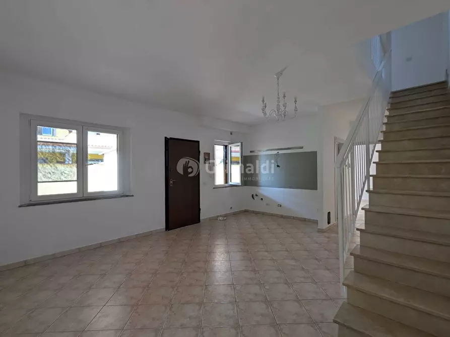 Immagine 3 di Casa indipendente in vendita  in Viale Roma 210 a Anzio