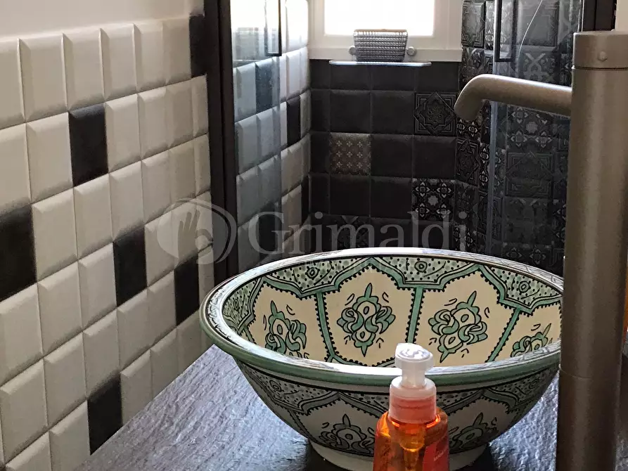 Immagine 24 di Pentalocale in affitto  in VIA VOLTURNO 5 a Nettuno