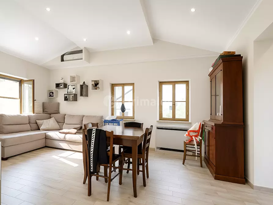 Immagine 11 di Villa in vendita  in Via Sperlonga 18 a Nettuno