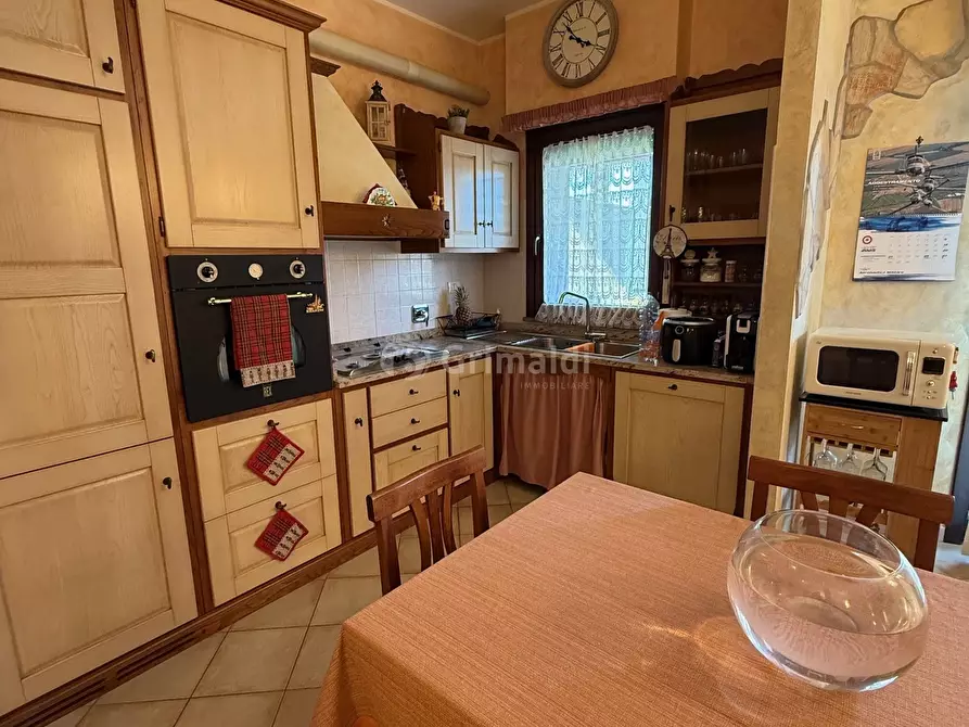 Immagine 12 di Trilocale in vendita  in VIA CAMUSI 1 a Nettuno