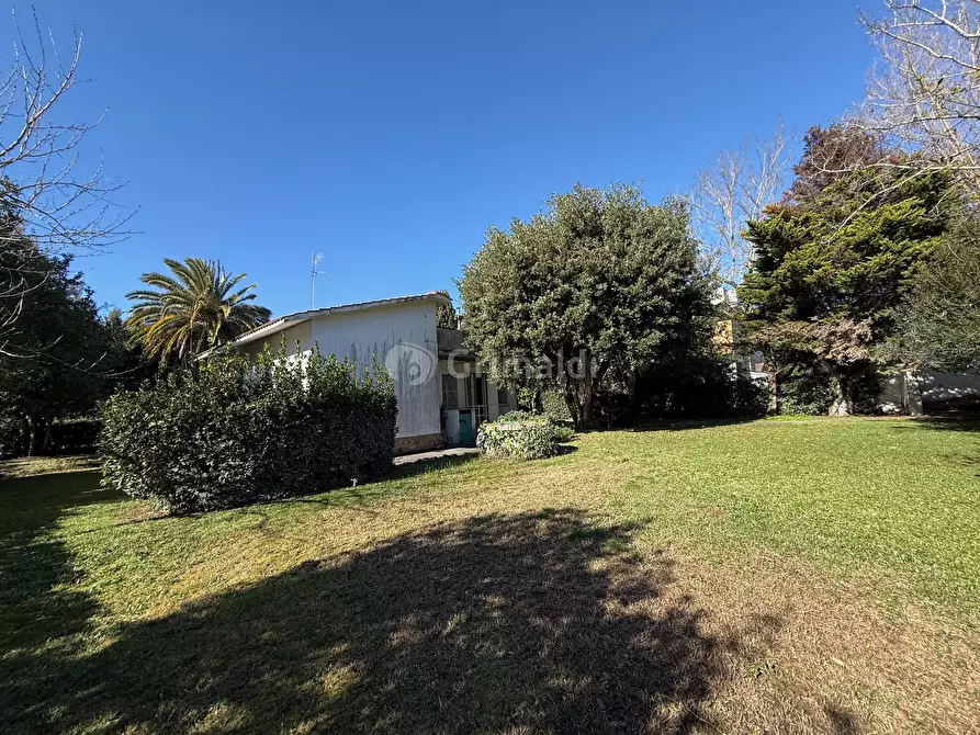 Immagine 34 di Villa in vendita  in Viale Tridente 31 a Anzio