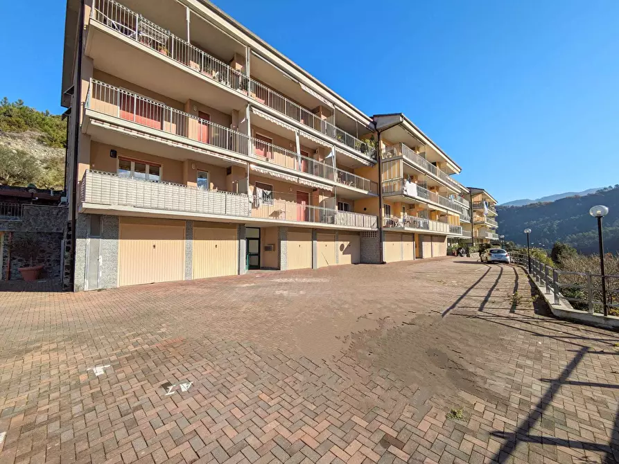 Immagine 9 di Appartamento in vendita  in Via Battaglione I. Zinara 21 a Deiva Marina