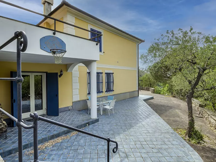 Immagine 6 di Villa in vendita  in Via Novano 8 a Casarza Ligure