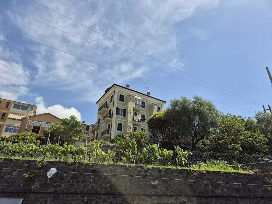 Immagine 2 di Trilocale in vendita  in Via Alfredo Gavignazzi 2 a Sestri Levante