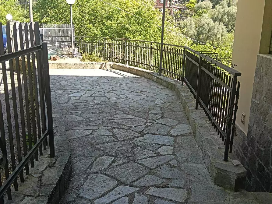 Immagine 11 di Appartamento in vendita  in Via Barletti a Casarza Ligure