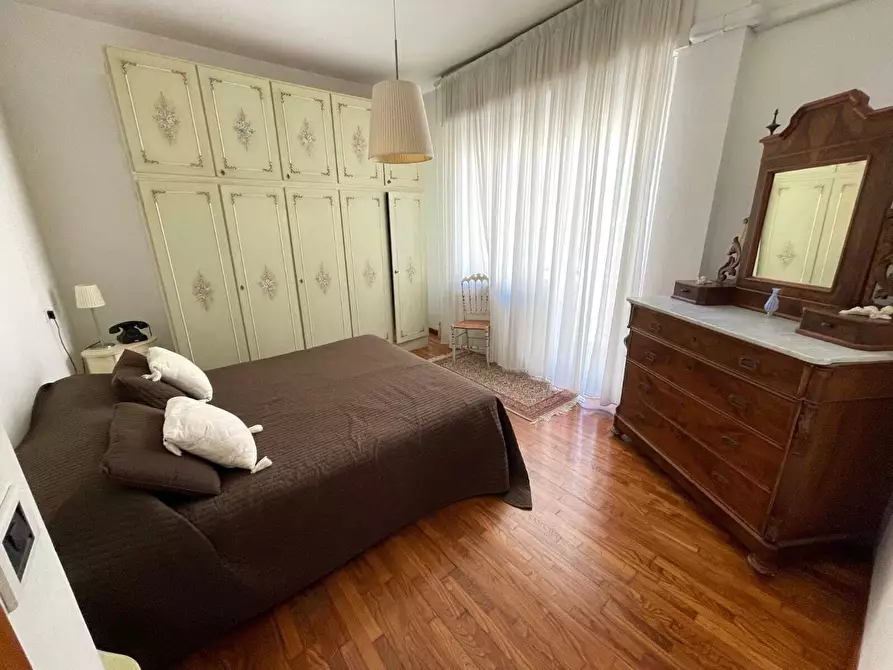 Immagine 3 di Appartamento in vendita  in Lungomare Giovanni Descalzo a Sestri Levante