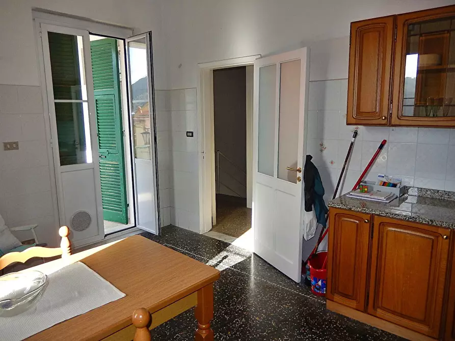 Immagine 22 di Trilocale in vendita  in Via Carotole 26 a Castiglione Chiavarese