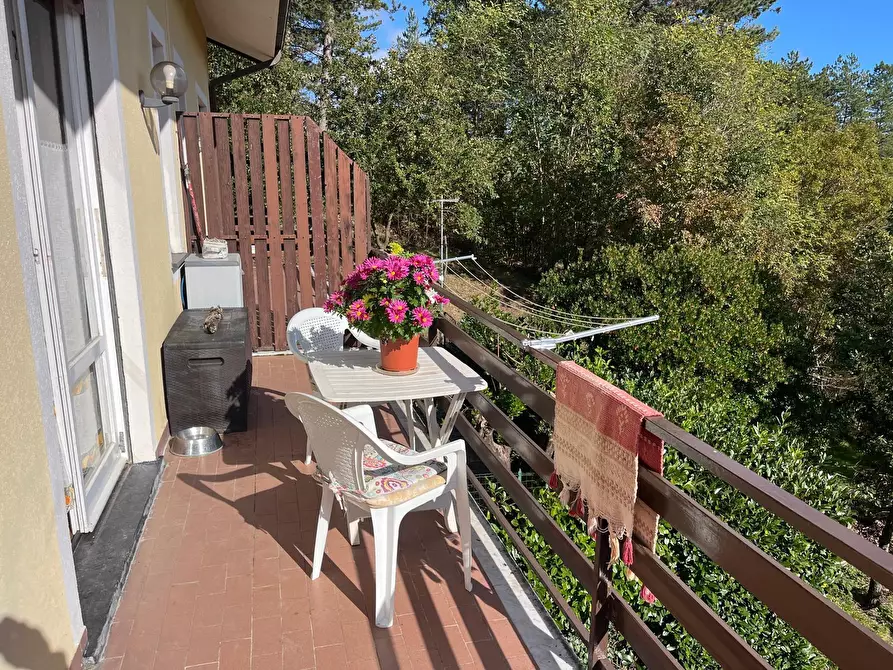 Immagine 13 di Bilocale in vendita  in Villaggio la Crocetta Tavarone 6 a Maissana