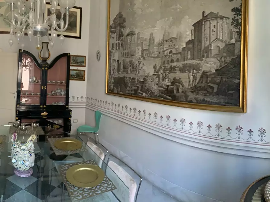 Immagine 12 di Pentalocale in vendita  a Livorno