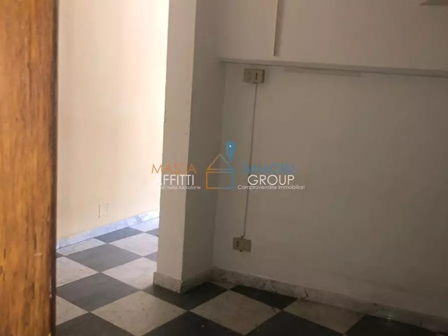 Immagine 3 di Locale commerciale in affitto  in Via Padreterno 9C a Montignoso