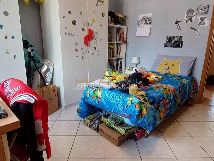 Immagine 20 di Pentalocale in vendita  in Via Democrazia 3 a Massa