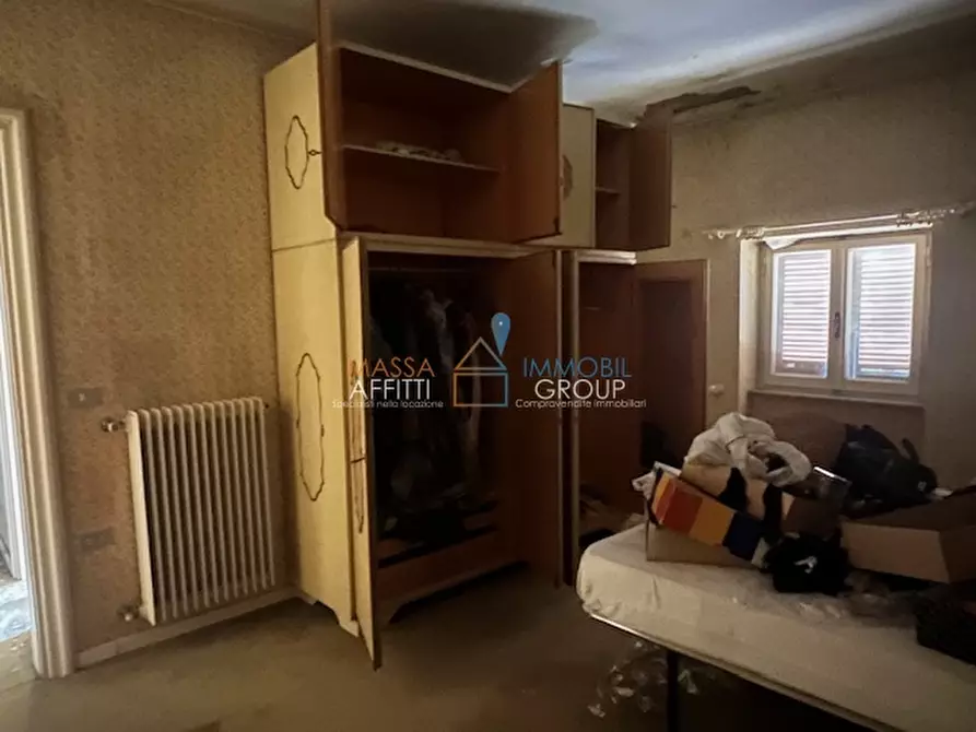 Immagine 53 di Villetta a schiera in vendita  in Via Pietro Pellegrini 17 a Massa