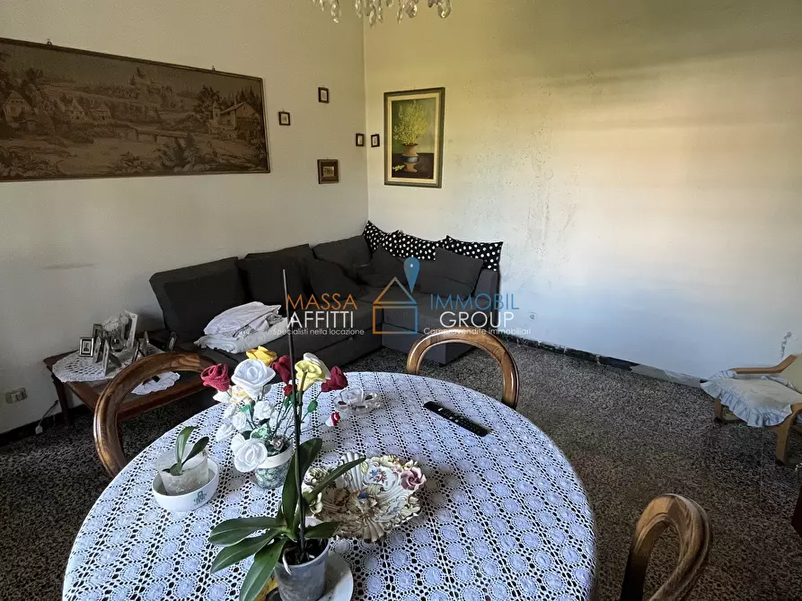 Immagine 8 di Casa indipendente in vendita  in Via Venezia 54 a Massa