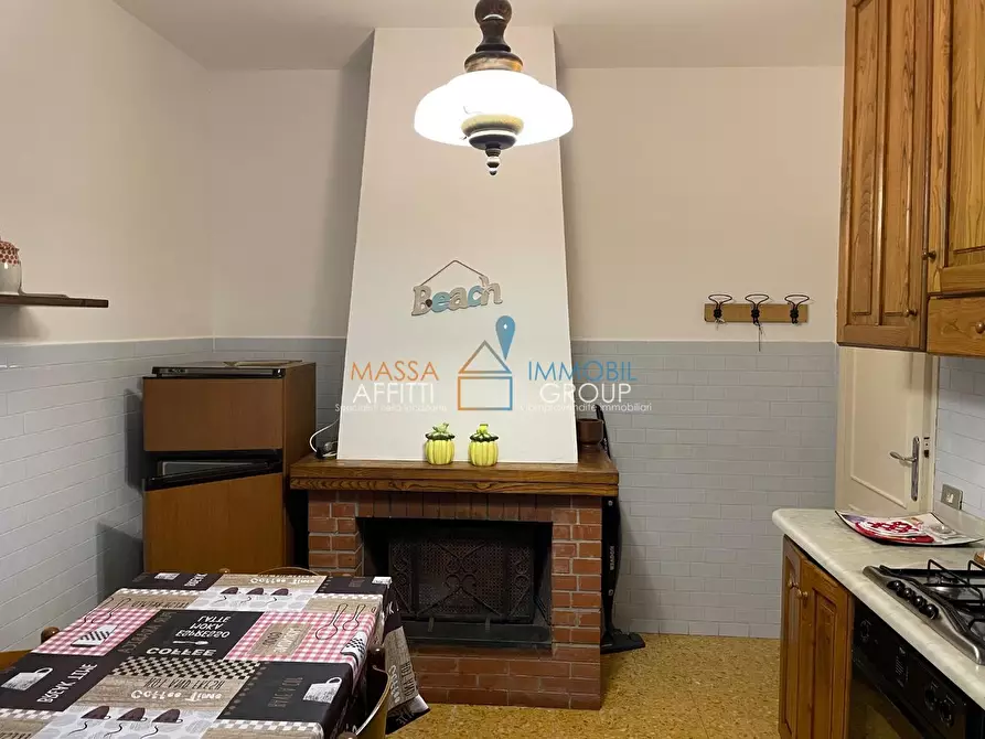 Immagine 11 di Porzione di casa in vendita  in Via Flli Cervi 106 a Forte Dei Marmi