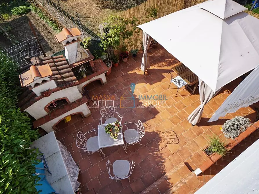 Immagine 38 di Terratetto in vendita  in Via Puliche 133 a Massa