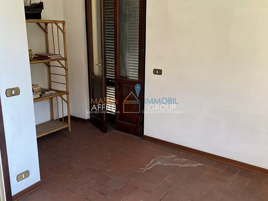 Immagine 28 di Villetta a schiera in vendita  in Via Palatina 18 a Montignoso