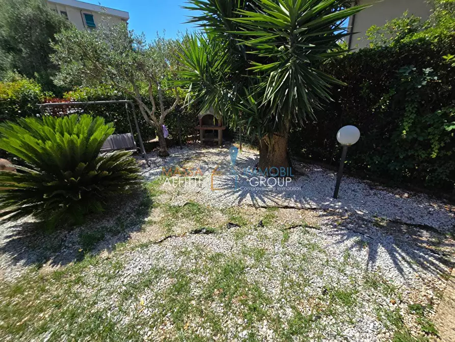 Immagine 34 di Terratetto in vendita  in Via San Pio X 6 a Massa